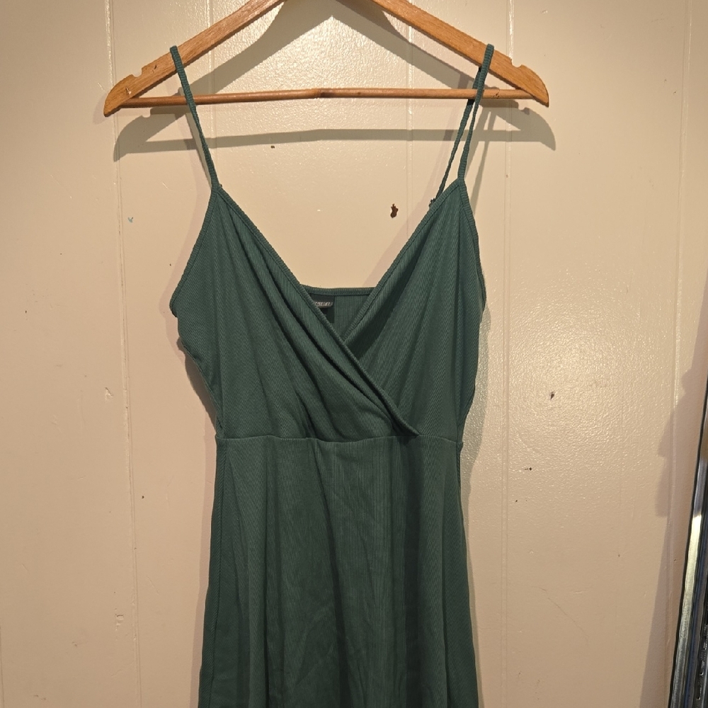 Wild Fable Hunter Green Wrap Mini Dress With Smocking On The Back. V Neck